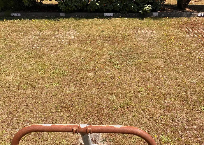 Apartment 2 Pieces Pres Avec Parking Privatif - Fr-1-712-94